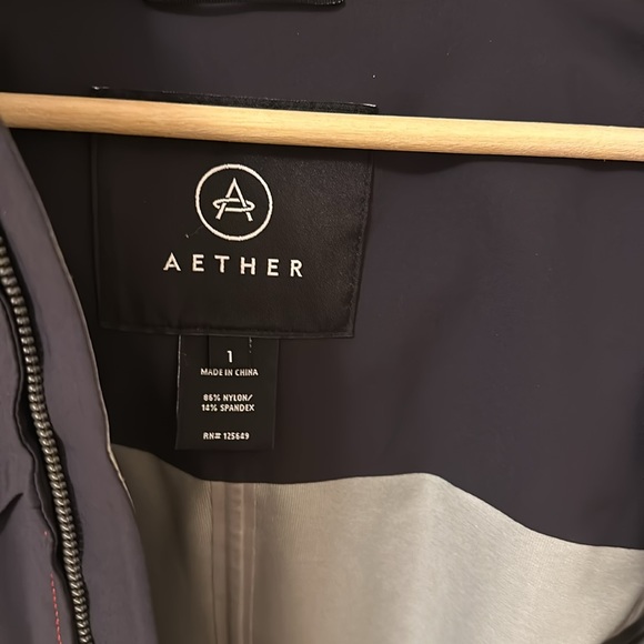 Aether Canada men’s black tech hooded jacket size 1/small - Picture 10 of 11